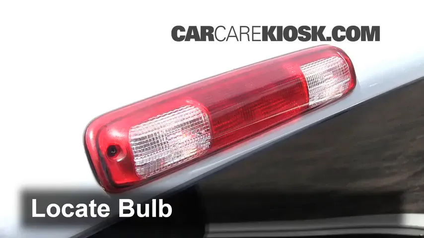 2004 Chevrolet Silverado 1500 LS 5.3L V8 FlexFuel Extended Cab Pickup (4 Door) Lights Center Brake Light (replace bulb)